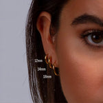 Load image into Gallery viewer, Senai Tiny Hoop Earrings
