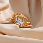 Load image into Gallery viewer, Sani Statement Ring
