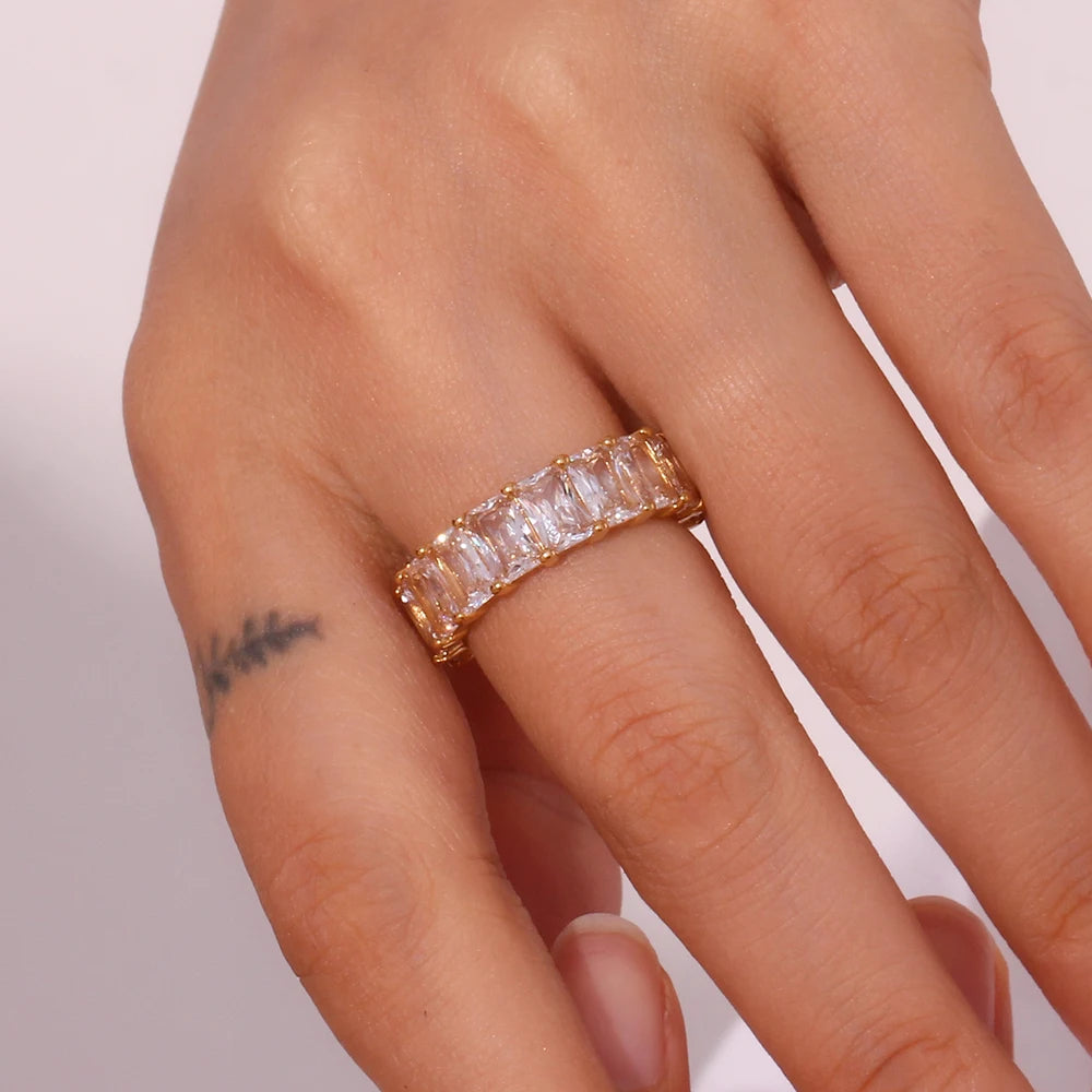 Nessi Gold Ring