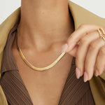 Load image into Gallery viewer, Enra Snake Chain Necklace
