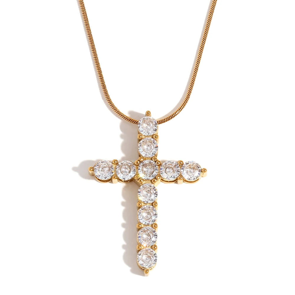 Cenai Gold Cross Necklace