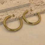Load image into Gallery viewer, Ceala Hoop Earrings
