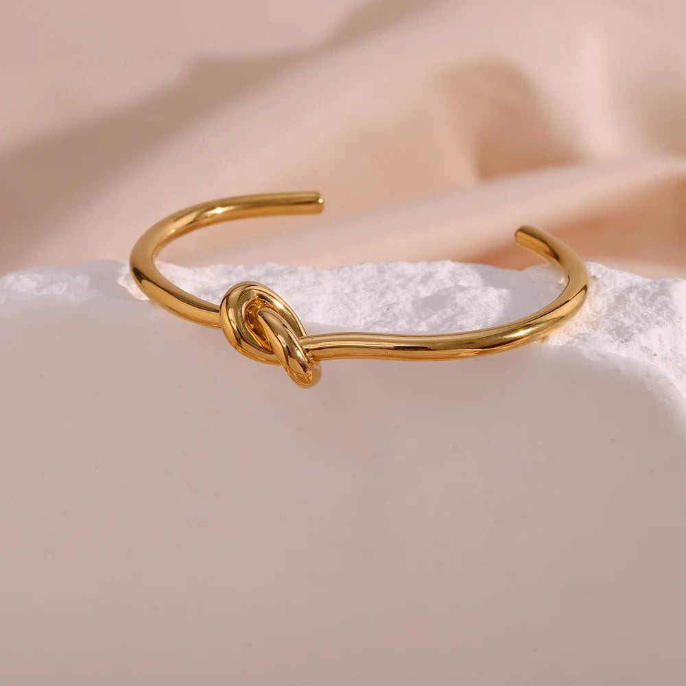 Nemi Love Knot Bangle Bracelet