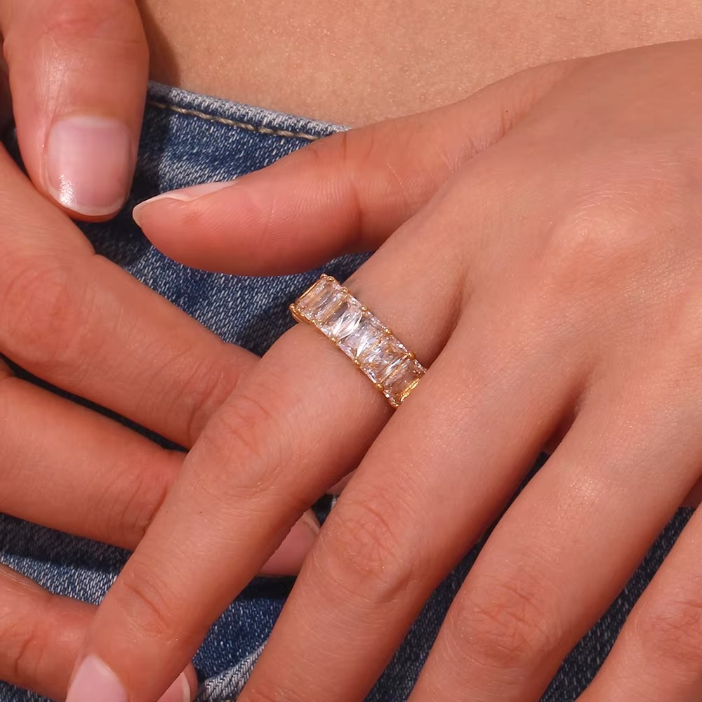 Nessi Gold Ring