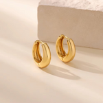 Load image into Gallery viewer, Amai Huggie Earrings
