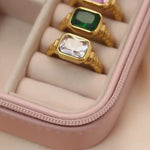 Load and play video in Gallery viewer, Sani Statement Ring
